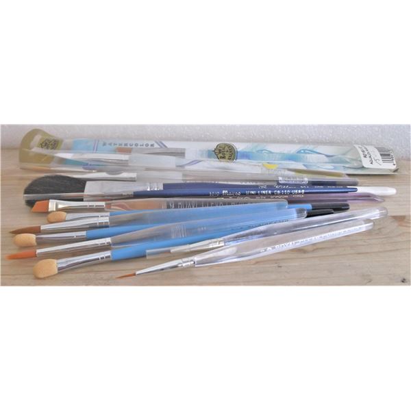 16 Royal/Kitlan Ceramic Paint Brushes - NEW