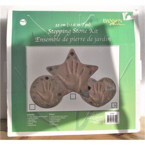 Stepping Stone Kit - Heart Shaped - NEW