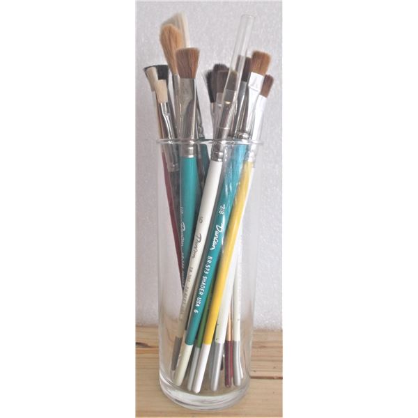 22 Duncan Ceramic Brushes