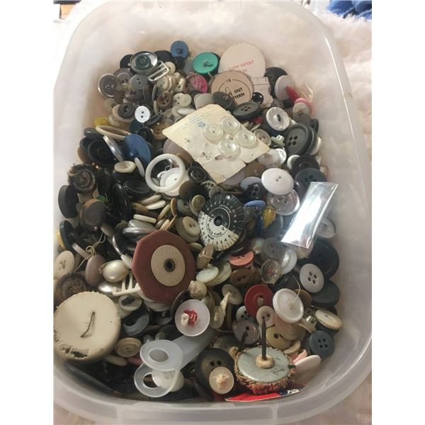 Bin of Buttons