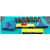 Image 1 : Doepke Yardbird Train Set w/ 5 Cars & Tracks