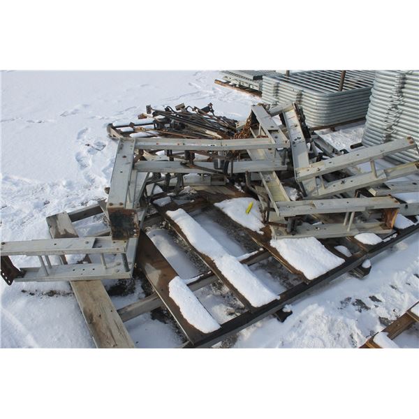 Five Pole Scaffolding