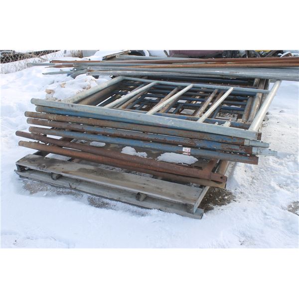 Approximately 7 Scaffold Sections