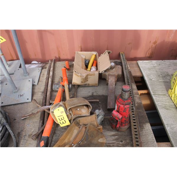 Pouch, hyd jack, Ball hitch