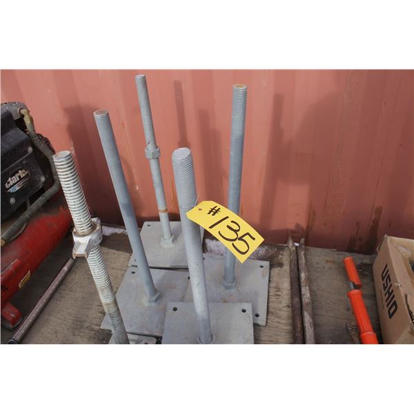 Five threaded Supports