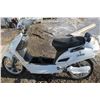 Image 1 : PULSE MOPED NEEDS BATTERY AND REPAIR