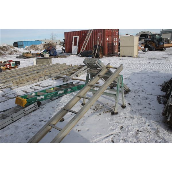 Step ladder Aluminum Ladder and Saw Horse