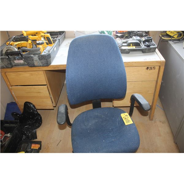 Blue chair and 2 Desks