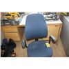 Image 1 : Blue chair and 2 Desks