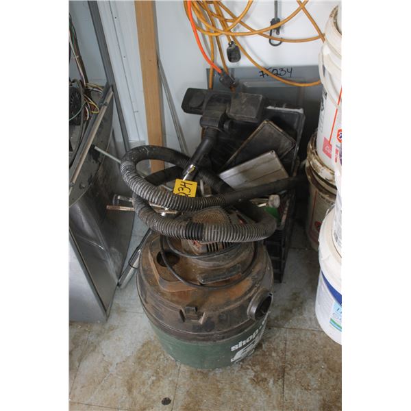 Vacuum and Extention Cords