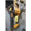 Image 1 : BOSTTICH STAPLE GUN