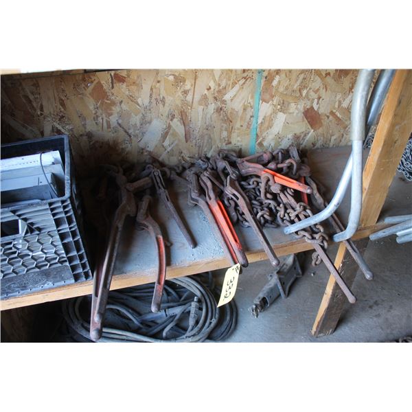 APPROX 10 CHAIN BOOMERS AND MISC. CHAIN