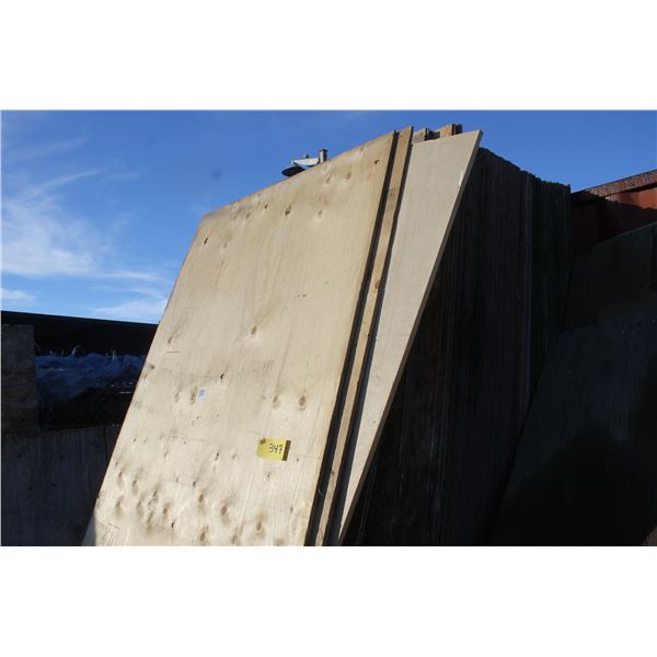 QTY OF PLYWOOD, T& G CHIPBOARD AND 1 BAG OF INSULATION
