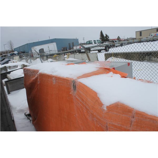 APPROX. 8 FILING CABINETS