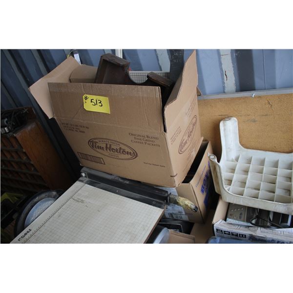 PAPER SHREDDER, CUTTING BOARDS