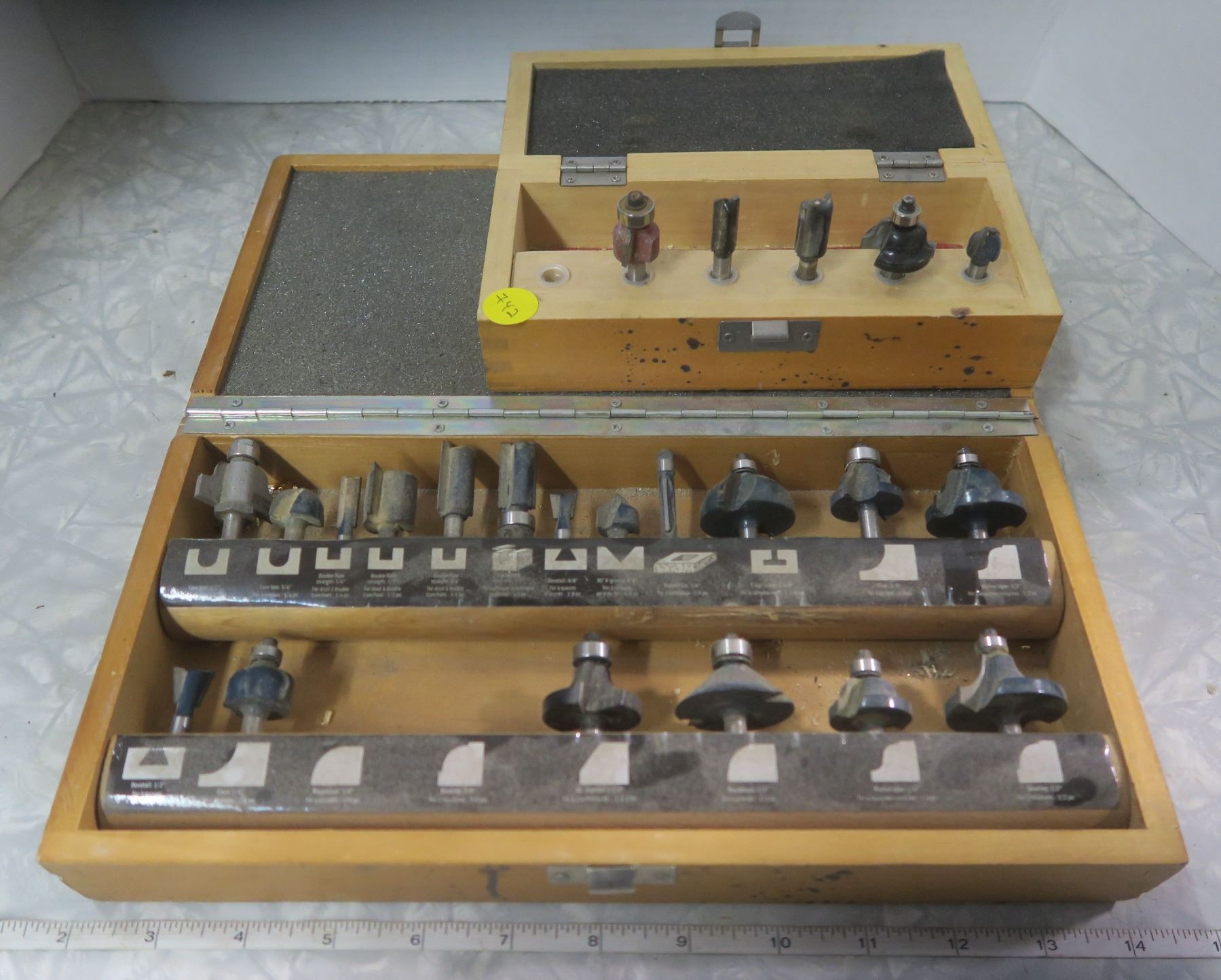 MASTERCRAFT + CRAFTSMAN Router Bit sets (missing a few) - Schmalz Auctions