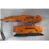 Image 2 : Black + Decker Sander - 1.2A