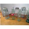 Image 4 : Lot of Vintage Glass, Tin