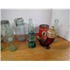 Image 5 : Lot of Vintage Glass, Tin