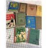 Image 3 : LOT OF VINTAGE AND ANTIQUE SCHOOL BOOKS