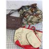 Image 3 : LOT OF PURSES HANDBAGS