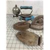 Image 2 : LOT OF ANTIQUE SAD IRONS