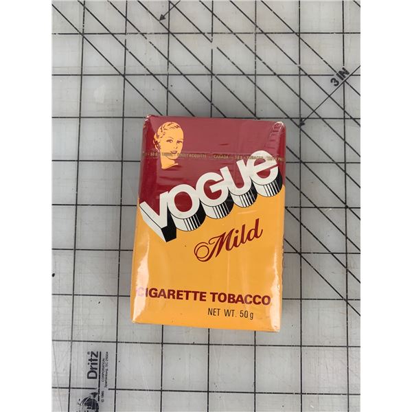 VINTAGE UNOPENED VOGUE CIGARETTE PACK