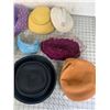 Image 3 : LOT OF VINTAGE LADIES HATS