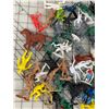 Image 2 : LOT OF VINTAGE COWBOY AND INDIAN TOYS SOLDIERS NINJAS AND MORE