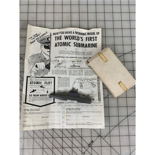 VINTAGE KELLOGGS ATOMIC SUBMARINE TOY