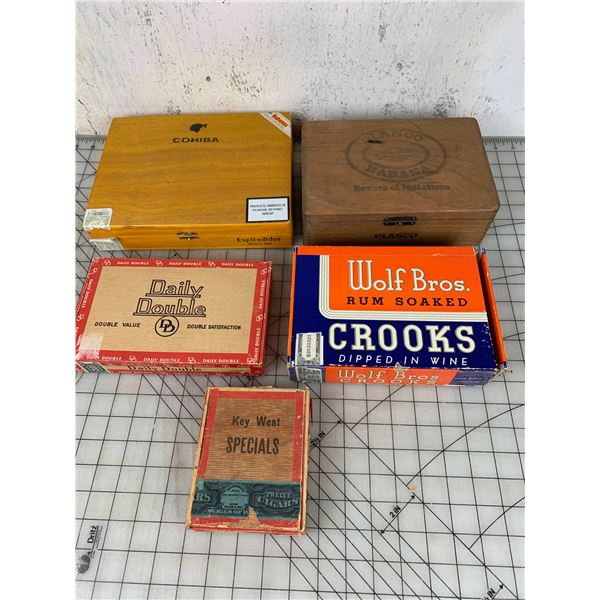 VINTAGE CIGAR BOX LOT334