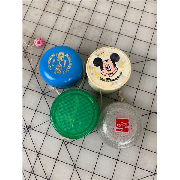 LOT OF VINTAGE YO-YO TOYS DUNCAN COCA-COLA MICKEY