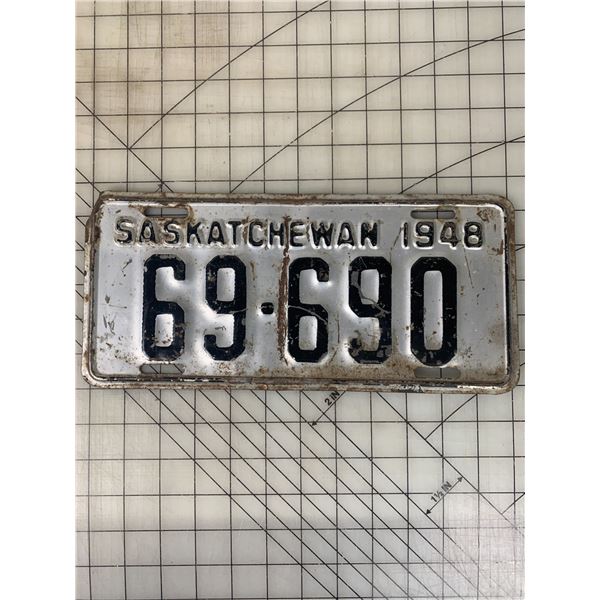 1948 SASKATCHEWAN LICENSE PLATE