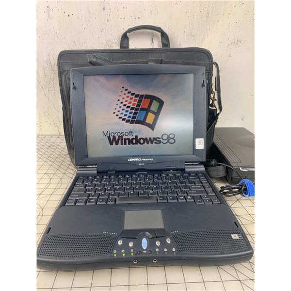 VINTAGE COMPAQ PRESARIO LAPTOP WITH WINDOWS 98 PRINTER AND BAG WORKING