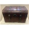 Image 1 : Wood Trunk w/ Faux Leather Finish (19.5" x 14" x 12"H)