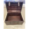 Image 3 : Wood Trunk w/ Faux Leather Finish (19.5" x 14" x 12"H)