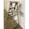 Image 2 : Wooden Step Ladder - 56" tall