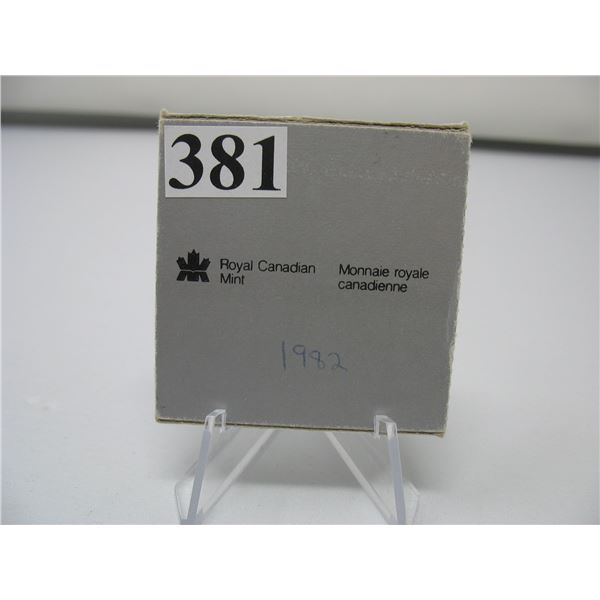 1982 Canadian Cased Uncirculated Silver Dollar - Regina Centennial