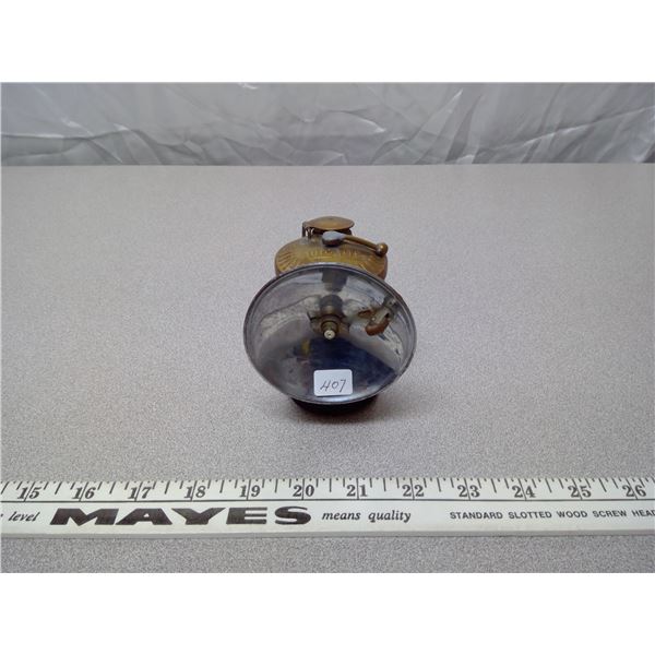 Carbin Auto Light - Universal Lamp Co. USA