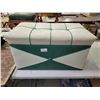Image 1 : 1950s Chest
