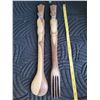 Image 2 : Vintage hand crafted African tribal bust head, wooden fork & spoon.
