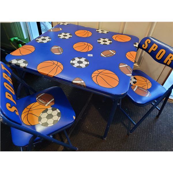 Child's foldable table & 2 chairs.