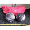Image 1 : Set of 2 purple and tan 5 pin bowling balls in pink carry bag.