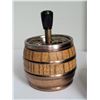 Image 3 : Vintage ashtrays, barrel push/ spin.