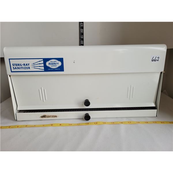 Sterilizer. Steril-Ray Sanitizer