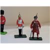 Image 5 : Vintage metal and rubber British soldiers