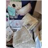 Image 2 : Old worn suitcase full of vintage linens, doilies, table clothes, shelf paper, toiletry bag & more.