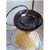 Image 2 : Vintage spaghetti lucite lamp/smoke stand. Excellent condition