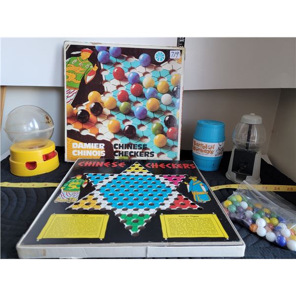 1970's Chinese Checkers game & other toys.