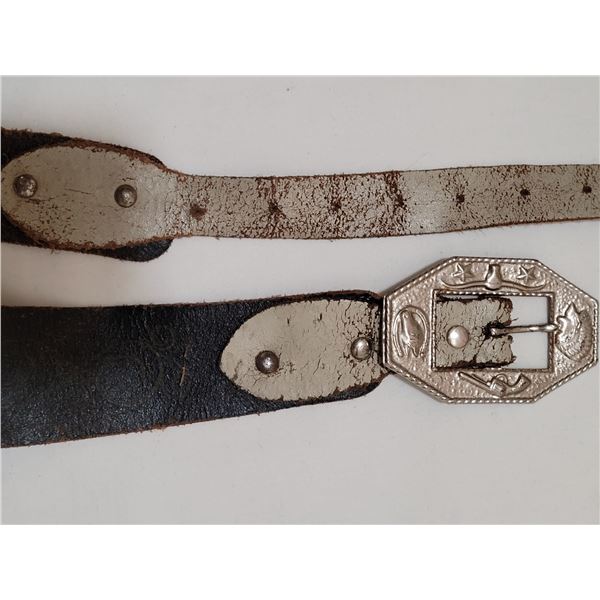 1960's Zorro leather riveted gun belt with metal buckle. Handcuffs
